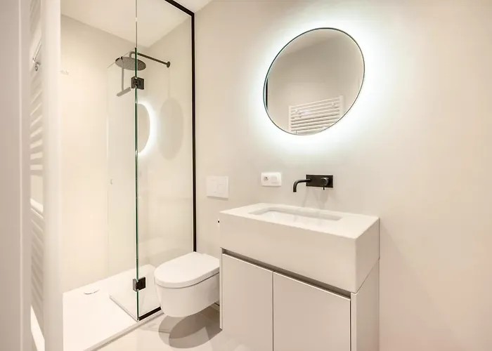 Huswell - Modern Renovated In The Vibrant Heart Of Διαμέρισμα *