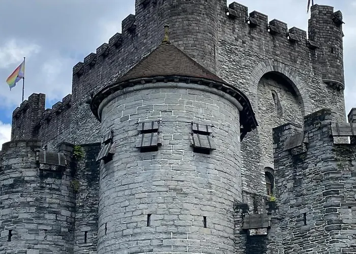 Huswell - Modern Renovated In The Vibrant Heart Of Διαμέρισμα Γάνδη